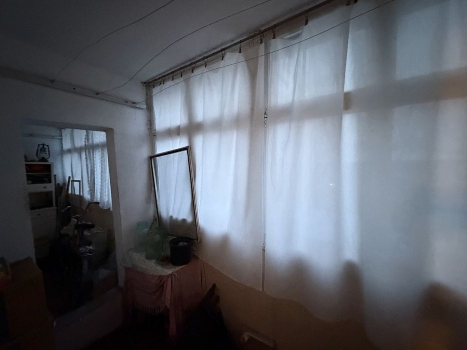 Продаж  3 кімнатної квартири  вул. Світла , р-н Ліски .