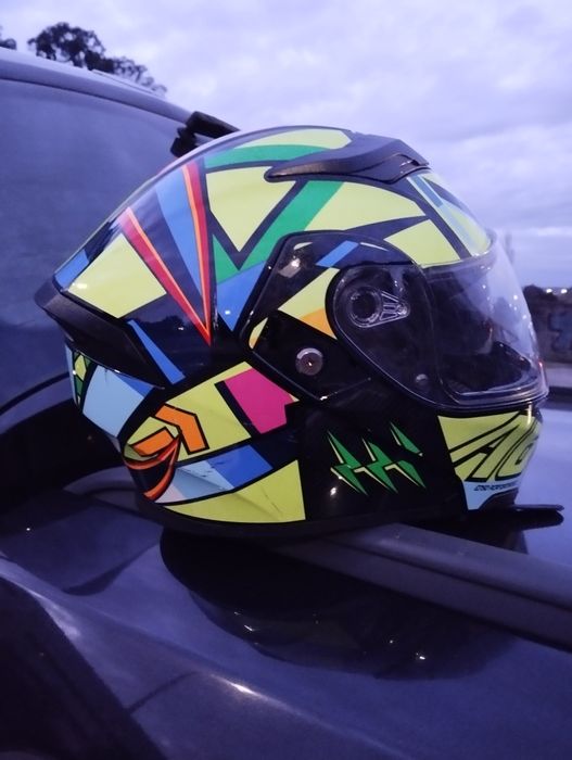Capacete de mota