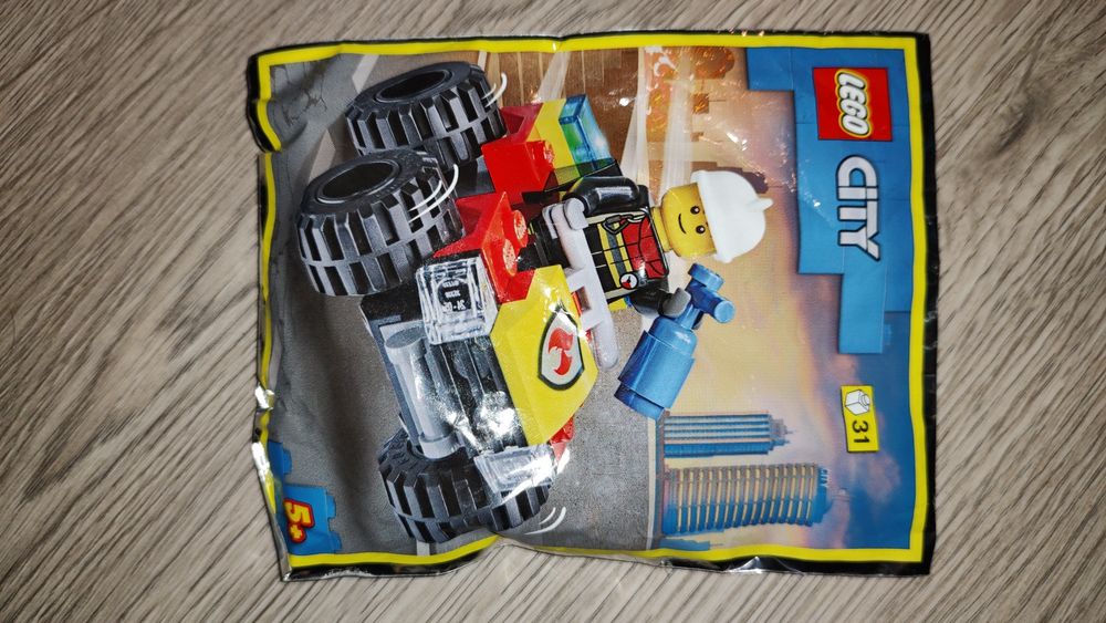 4 x Klocki LEGO friends i City oraz Minecraft