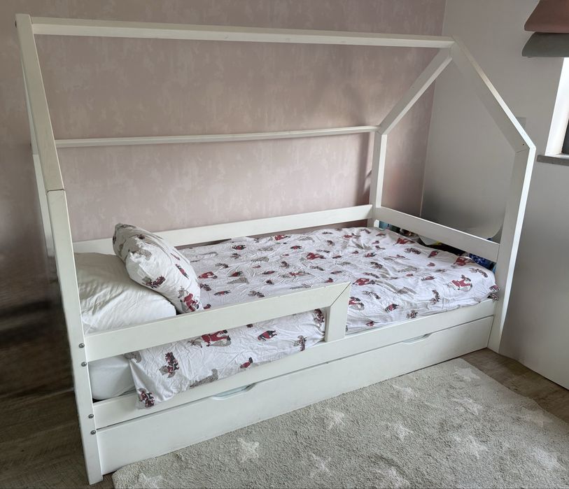 Cama de criança com gaveta e colchão
