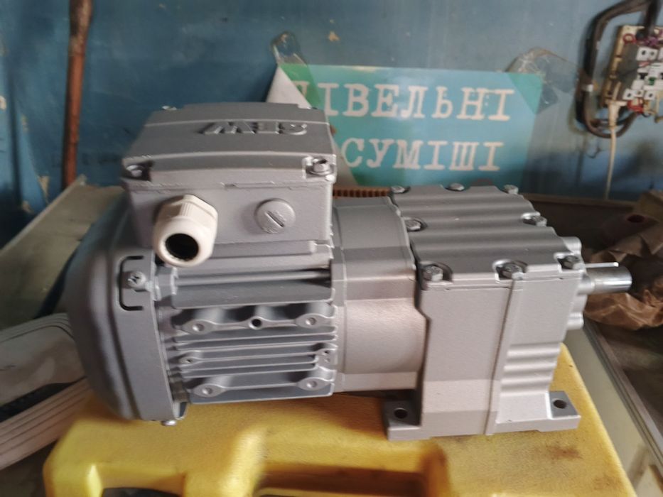 Мотор-редуктор,NMRV,редуктор