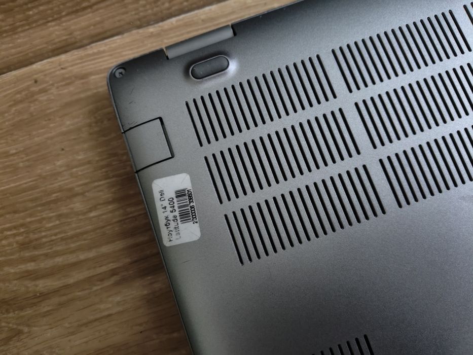 Dell latitude 5400  14 дюймів