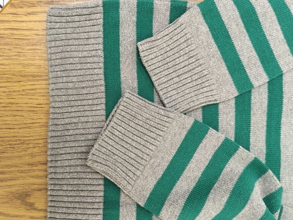 Дууже якісний светр. Унісекс