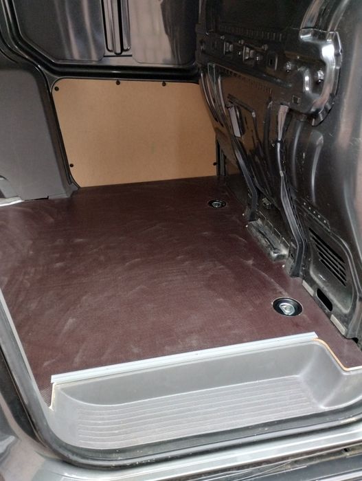 Podłoga, zabudowa FORD CONNECT, FIAT DOBLO