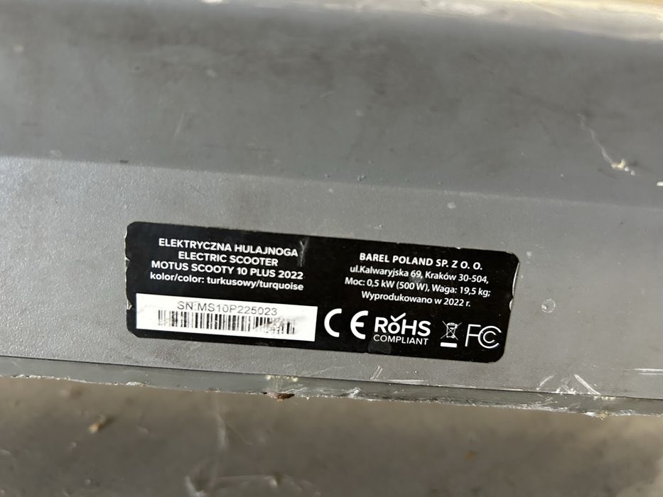 Hulajnoga elektryczna Motus Scooty 10 Plus 2022