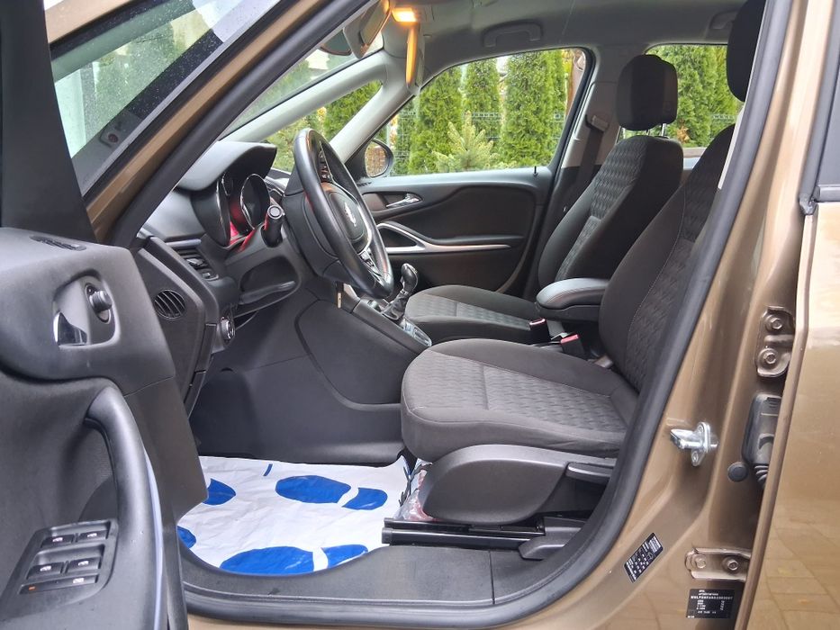 Opel Zafira Bezwypadkowy 2013 R 1.4 Turbo * Nowy rozrząd*