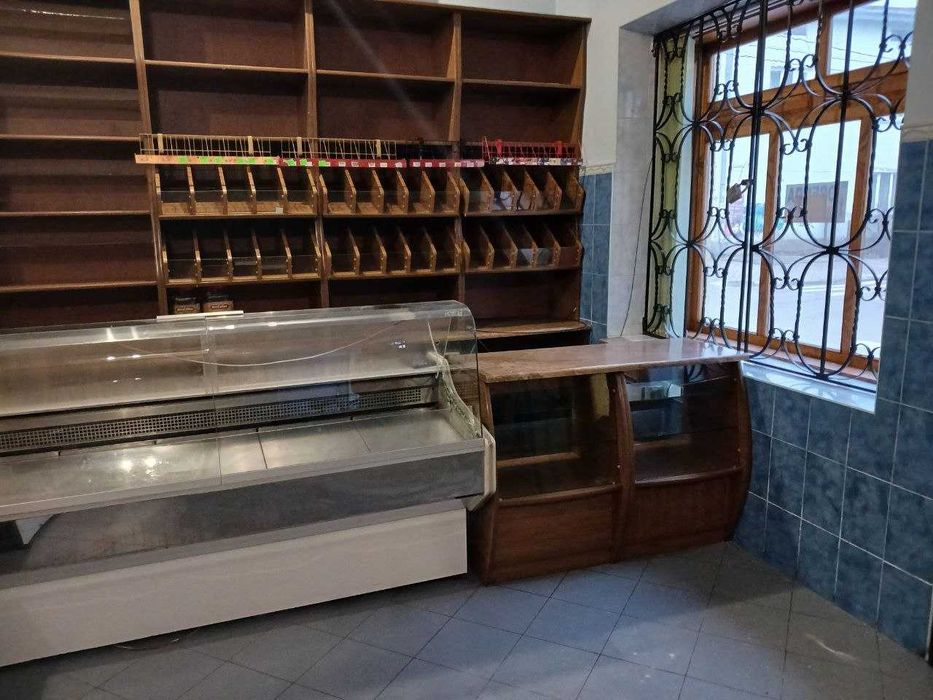 Оренда комерційного приміщення у центрі м. Стрий, вул. Народна.