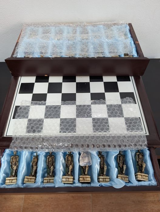 Шахмати, Шахи, Шахматы
