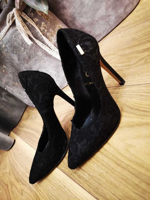 Szpilki LiuJo koronkowe