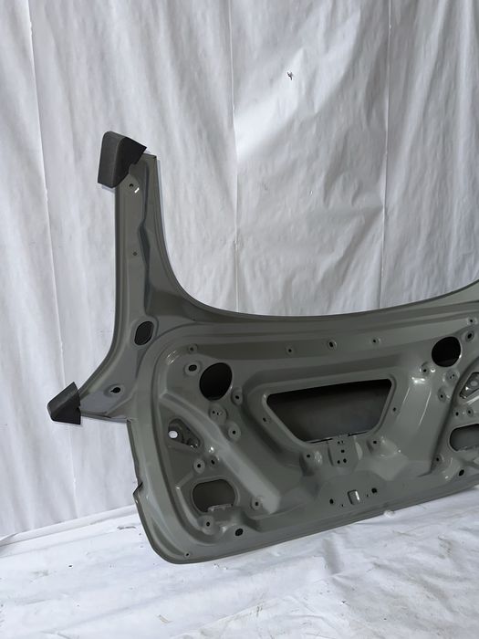 Кришка багажника, ляда Tesla 3 рест 2021 2022