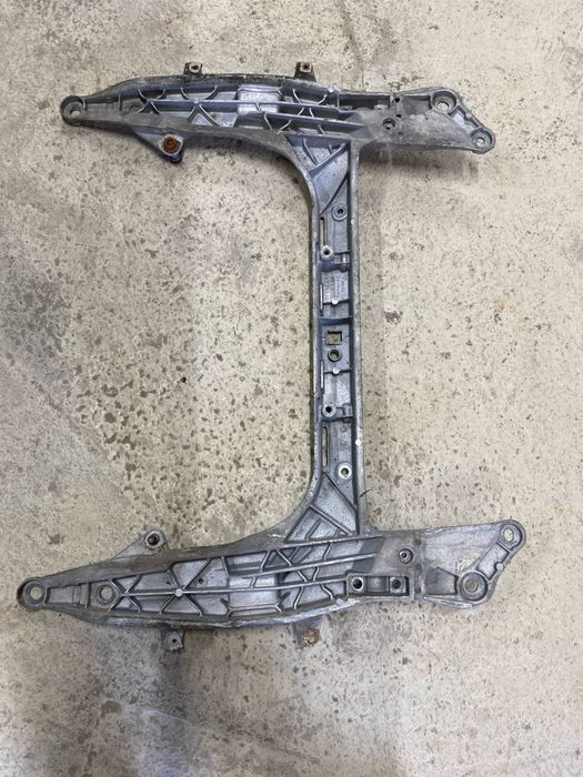 Porsche 987 997 3.4 підрамник 99734110106