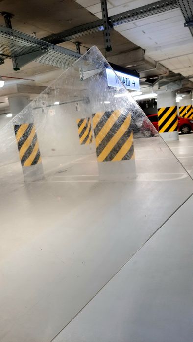 Plexa akryl 41,5cm cm x 49cm bezbarwna pleksi