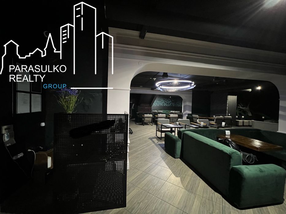 Шикарне приміщення вільного призначення в центрі міста!