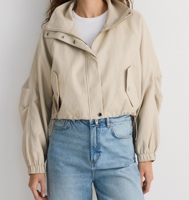 Kurtka Reserved    .