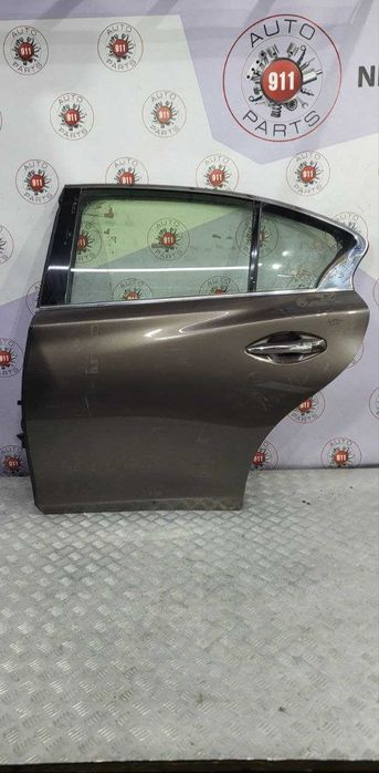 Двері задні ліві на Infiniti Q50