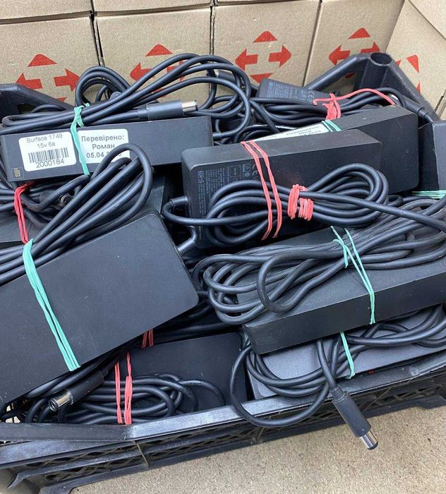 Оригінальний блок живлення Microsoft 1749 15V 6A 90W | Surface Pro 4