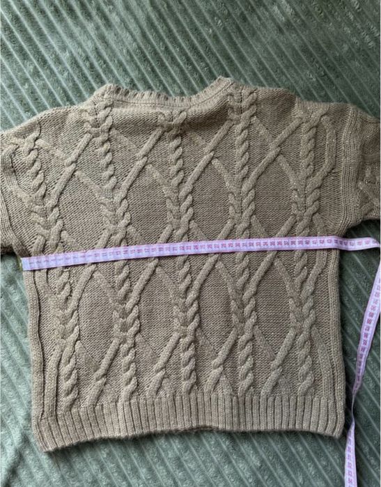 Светр .Розмір М-L