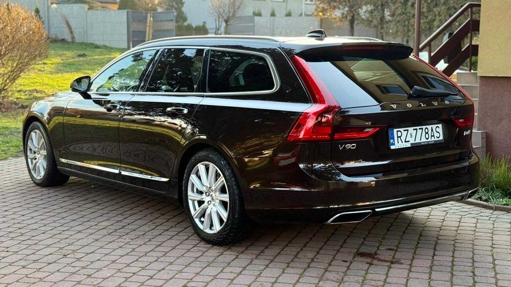 Volvo V90 D4 Inscription 2WD