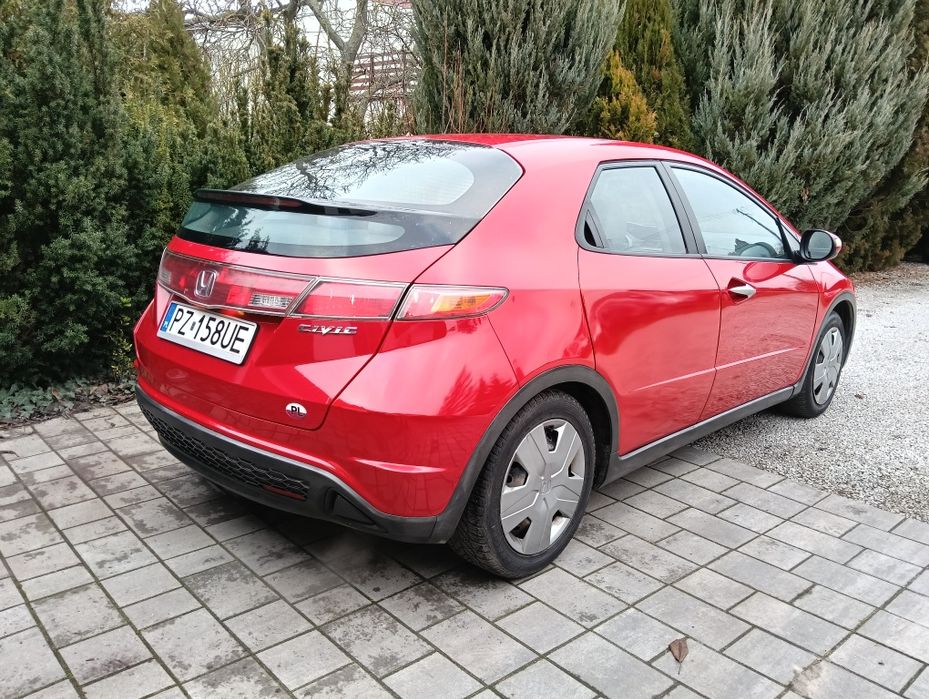 Honda Civic VIII. 1,4 PLG. Klima. Stan BDB. Zarejestrowany