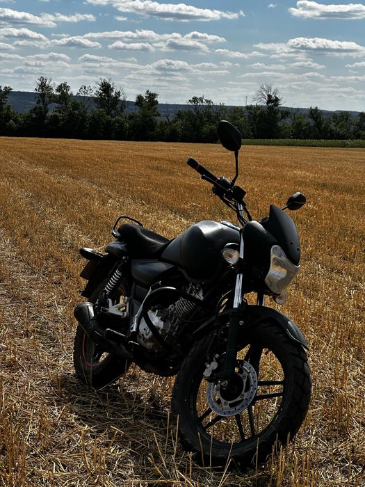 Bajaj vikrant v15 150 +торг