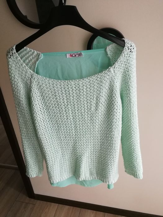 Sweter miętowy S XS