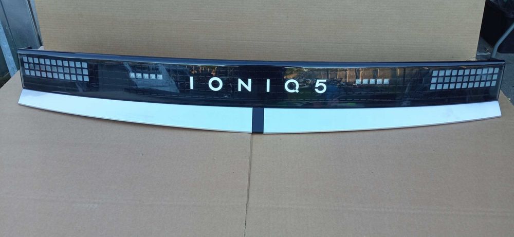 Hyundai ioniq IV 4 V 5 VI 6 фари задні фонарі рест дорест
