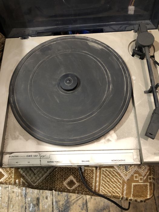 Gramofon unitrra do naprawy