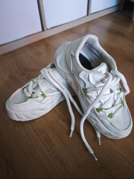 Białe sneakersy rozm 40/41