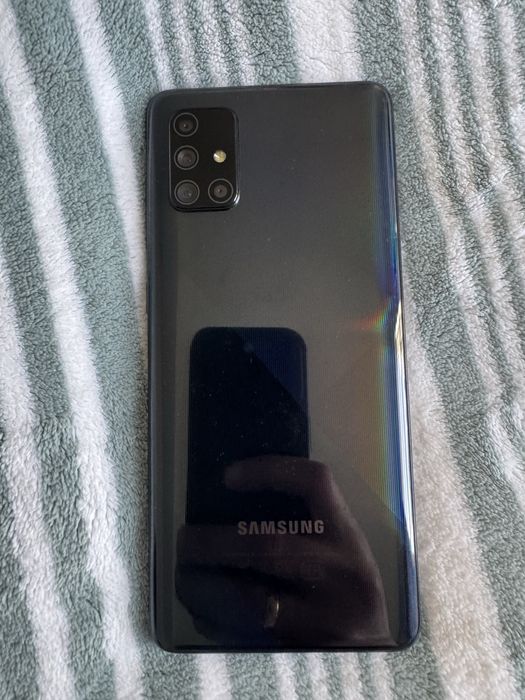 Samsung galaxy A71 4000 грн