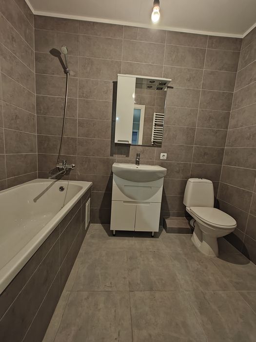 Продаж 2 к. ВИГІДНА ЦІНА. Район Дружба