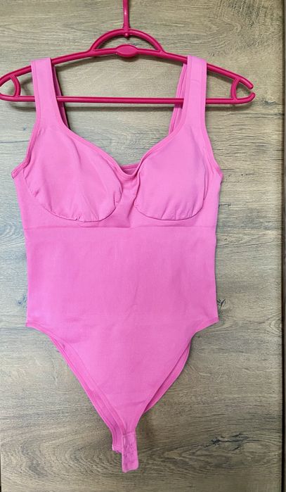 Bezswowe Body modelujáce