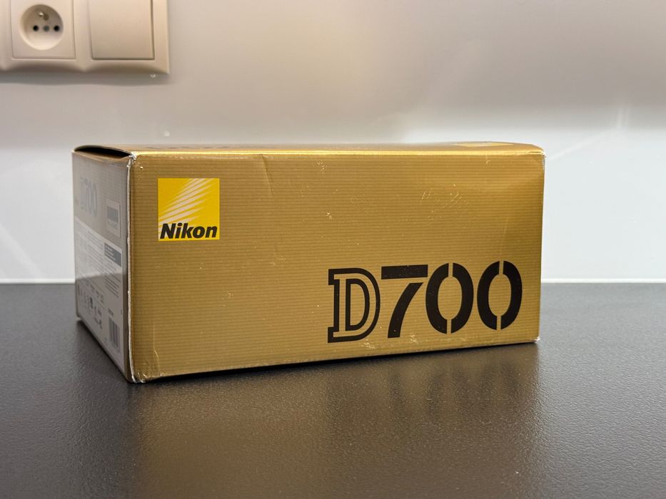 Aparat Nikon D700 przebieg 60-61k