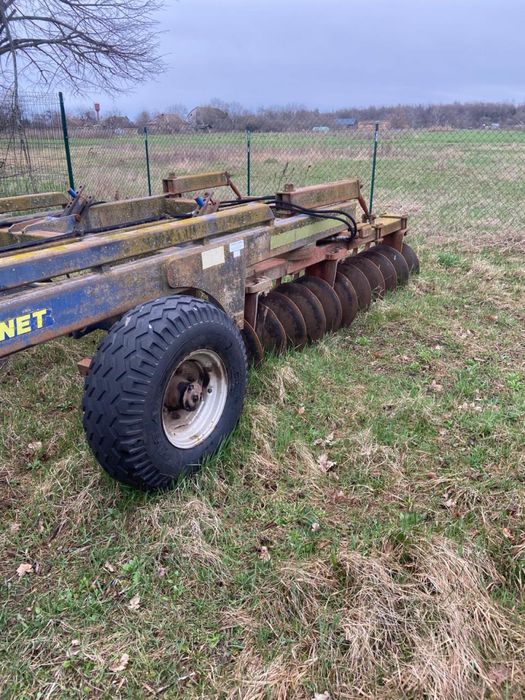 Трактор New Holland G240