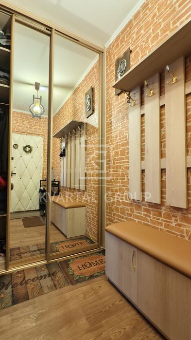 ВЕЛИКА 1 кімнатна з ремонтом