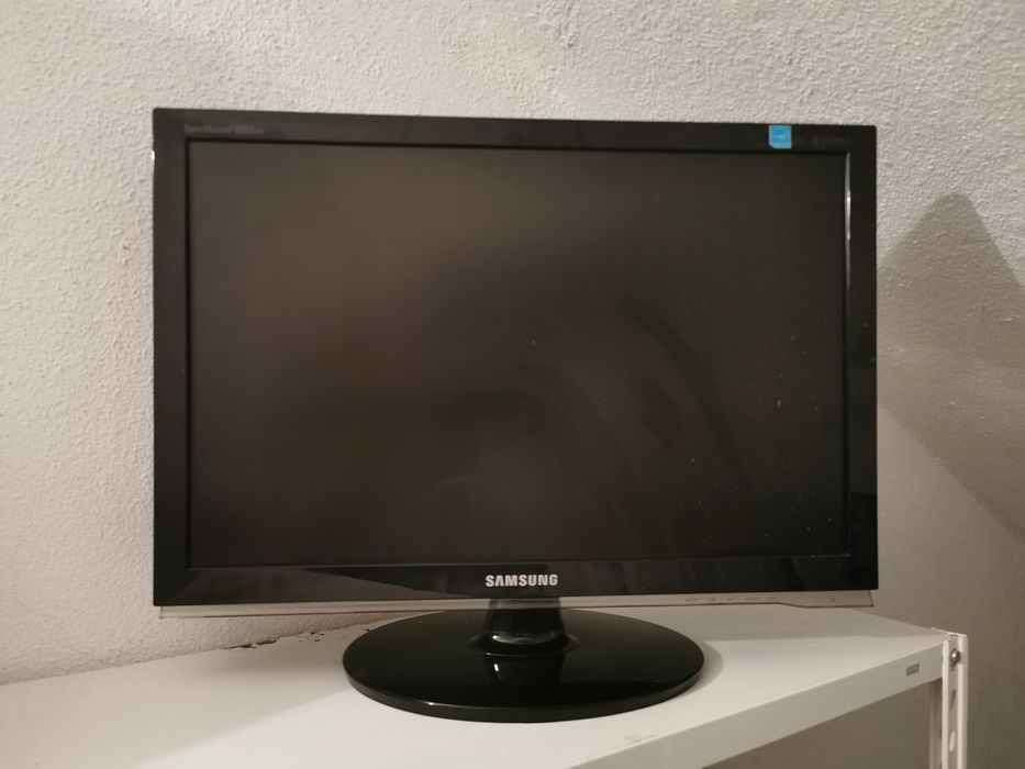 Monitor Samsung 22"64739094942467120