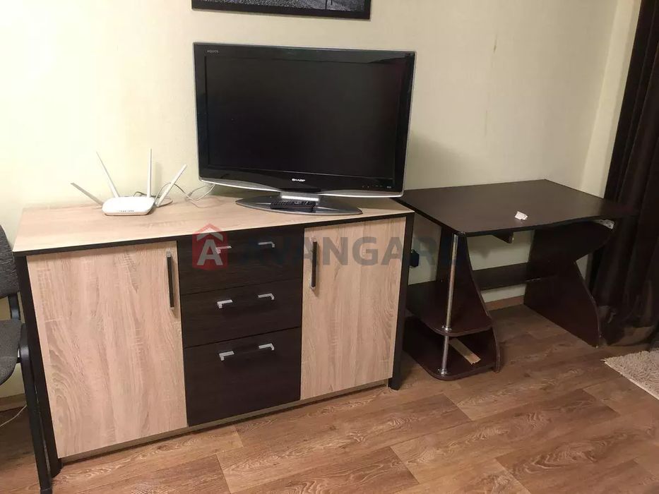 Безнал! Продам 1-х кімн, вул, Новокримська , р-н ТЦ Сільпо, поверх 4/5