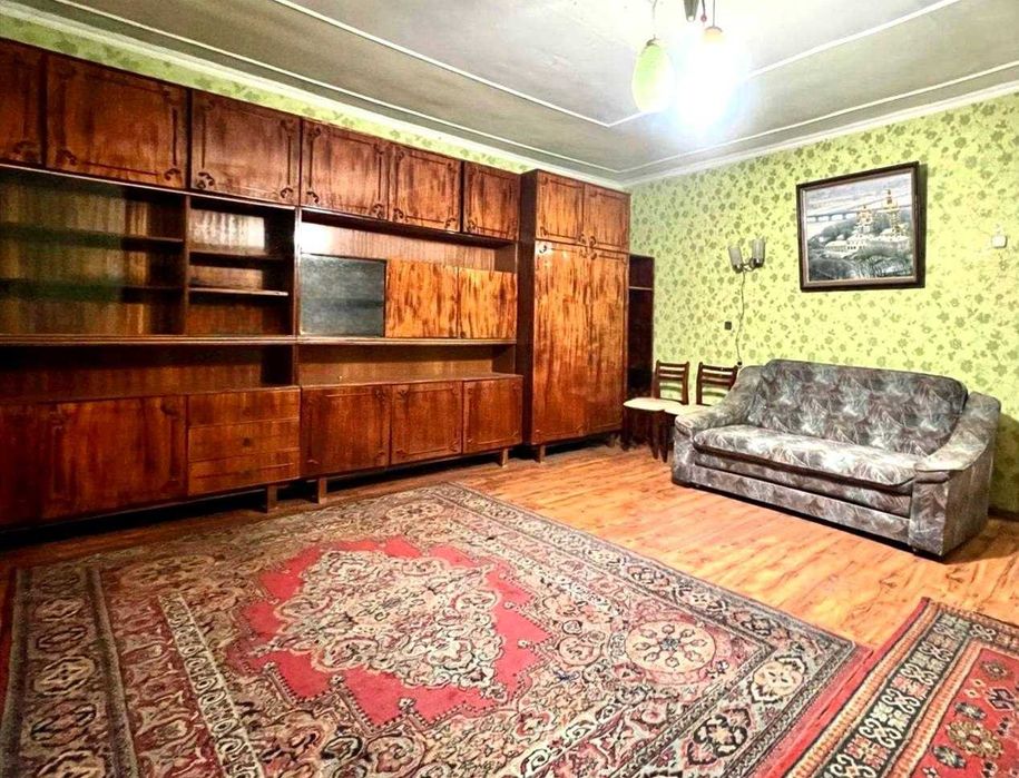 Продам вінтажний будиночок 77кв.м+17 соток з виходом до озера.