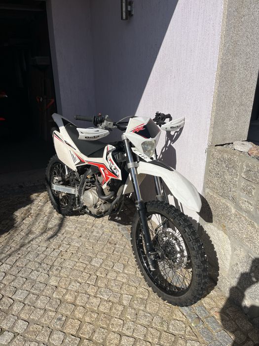 Beta 125 RR Enduro 4t Matriculada