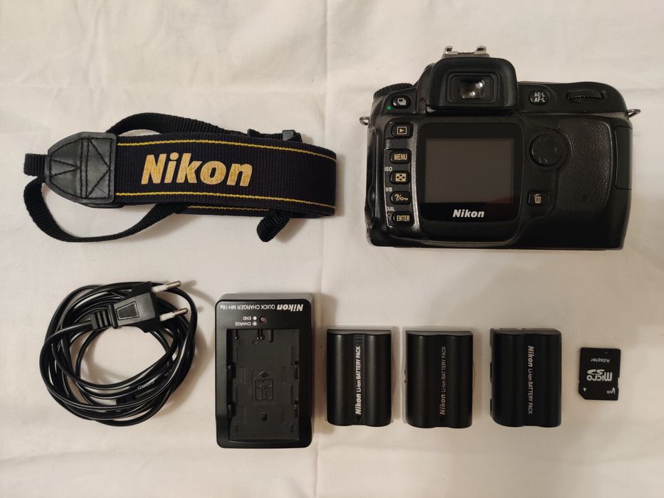 Продам легендарну дзеркальну камеру на CCD матриці нікон д50 торг