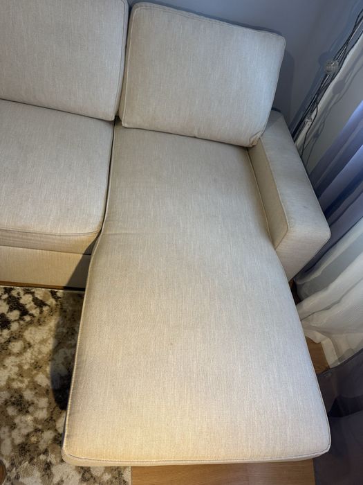 Sofá de canto com chaise longue – bege claro – bom estado