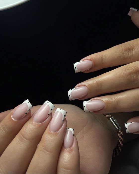 stylizacja paznokci/manicure hybrydowy/stylizacja żelowa
