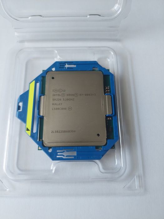 Procesor serwerowy Intel Xeon E7-8893v3 SR226