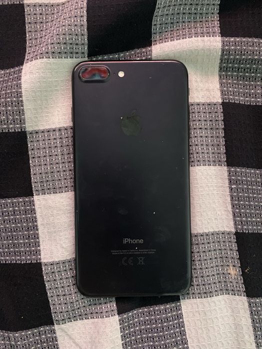 Iphone 8 plus em bom estado