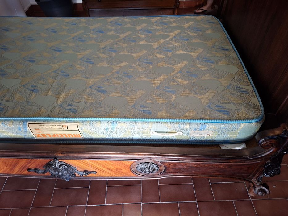 Cama estilo Luís XV