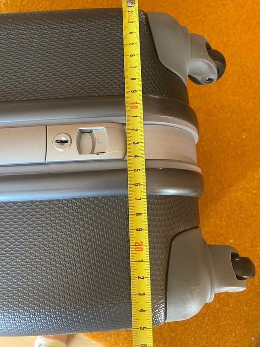 mala de viagem rigida