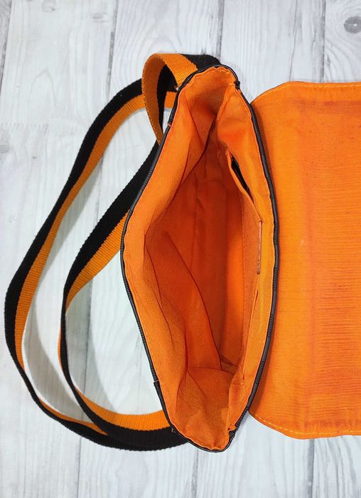 Męska torebka listonoszka LV