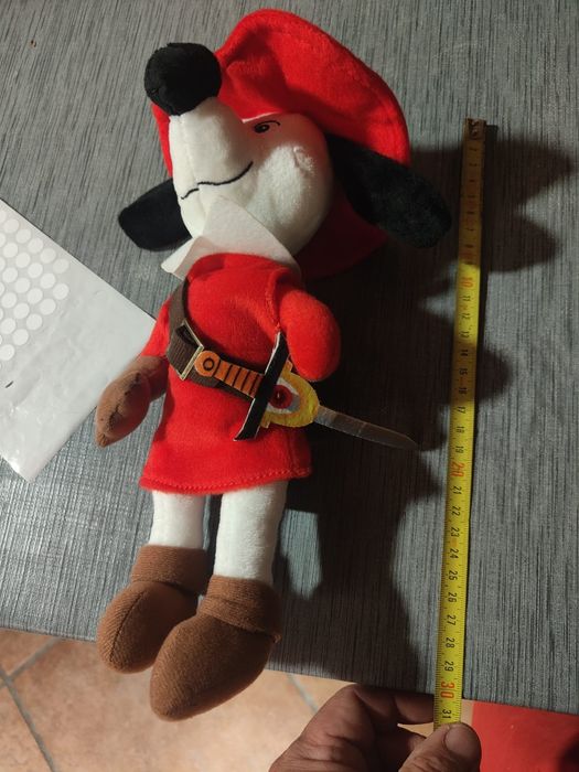 Peluche Dartacão.
Peluche do personagem Dartacão, conhecido pela sua r