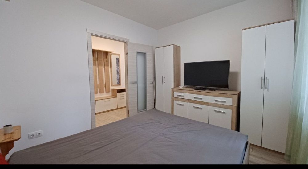 Здається 1км в самому центрі!!!