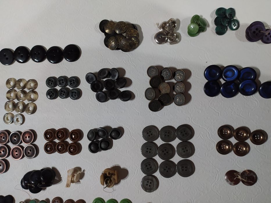 Пуговицы ґудзики пряжки