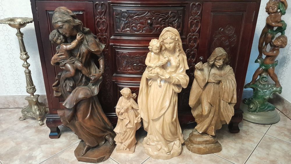 Zabytkowe drewniane figury sakralne